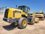 Used Komatsu Loader,Back of used Loader,Used Komatsu Loader in yard